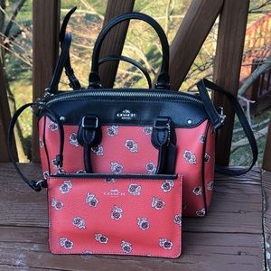 Handbag and matching wristlet set